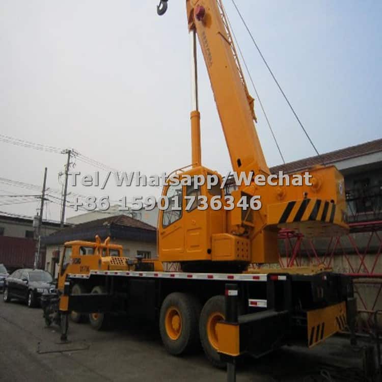 Fairly Used XCMG QY70K-II 70 ton Mobile Crane For Sale